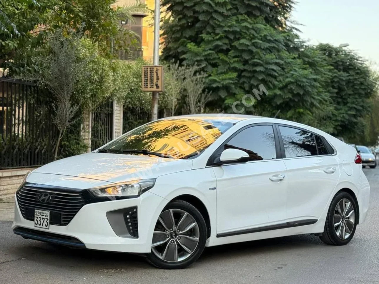 Hyundai Ioniq 2019 Automatic 225,000 km 4 Cylinder FWD Sedan White Gasoline