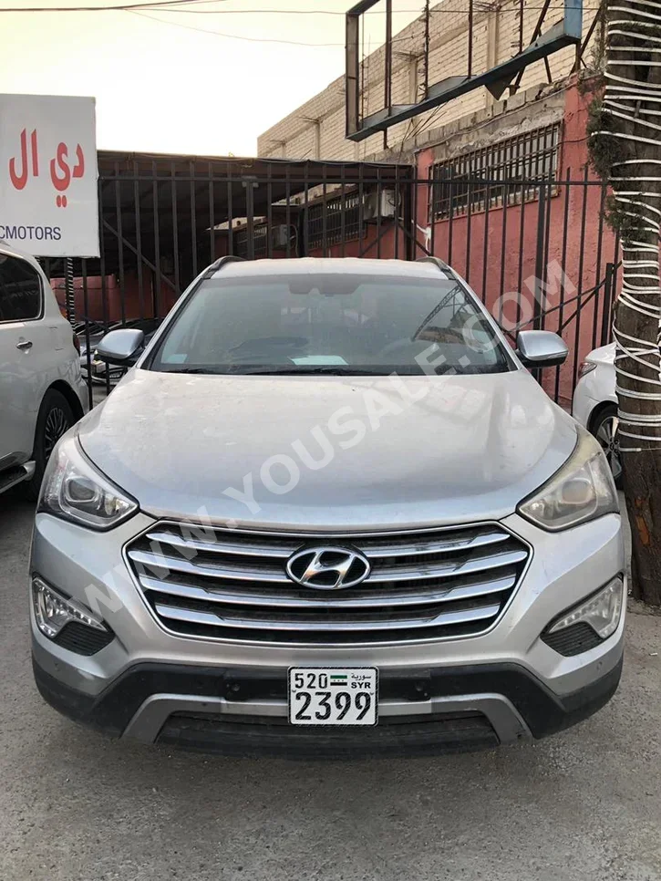 Hyundai Maxcruz 2015 Automatic 180,000 km 6 Cylinder 4WD SUV Silver Diesel