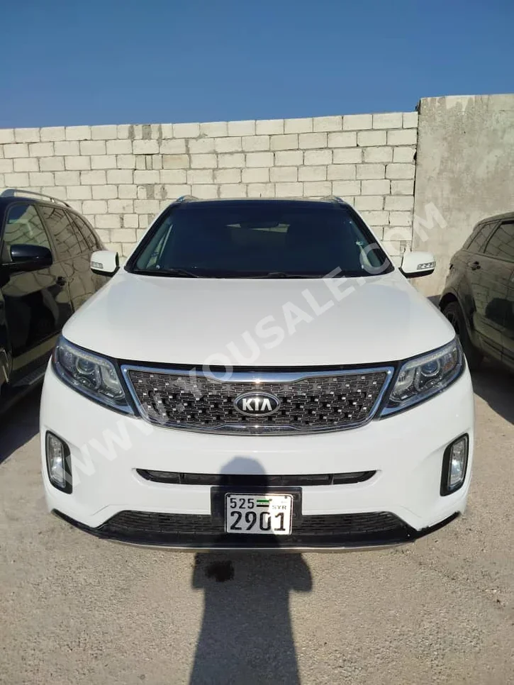 Kia Sorento 2014 Automatic 150,000 km 6 Cylinder 4WD SUV White Gasoline