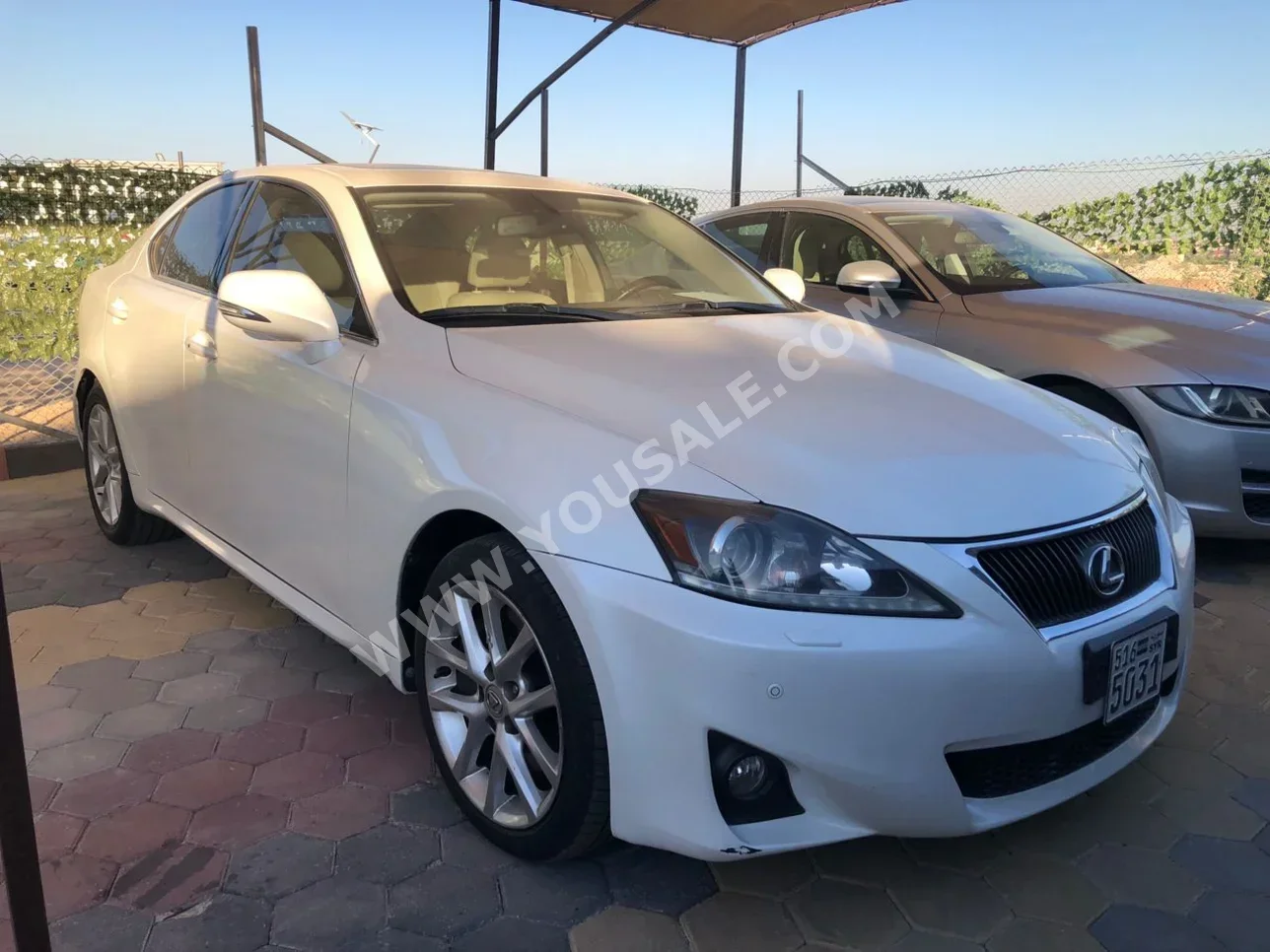 Lexus IS 300 2013 Automatic 173,000 km 6 Cylinder RWD Sedan White Gasoline