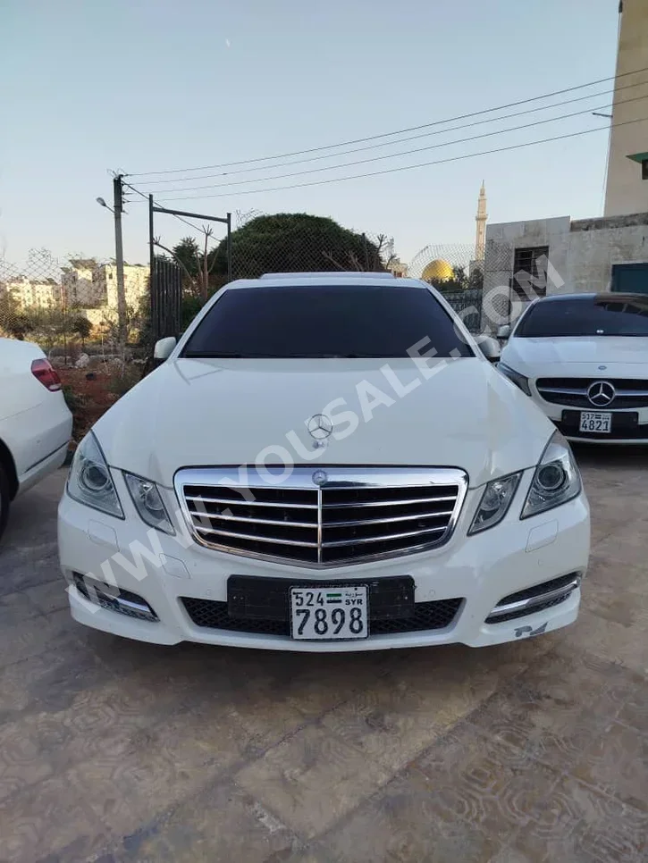 Mercedes-Benz E-Class 220 2012 Automatic 130,000 km 6 Cylinder RWD Sedan White Diesel