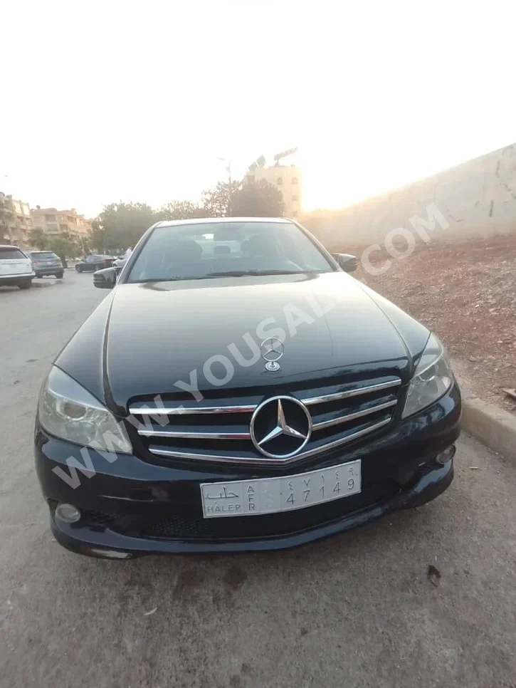 Mercedes-Benz C-Class 300 2010 Automatic 170,000 km 6 Cylinder RWD Sedan Black Gasoline
