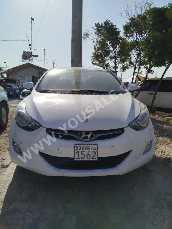Hyundai  Avante  2012  Automatic  179,000 km  4 Cylinder  FWD  Sedan  White  Gasoline