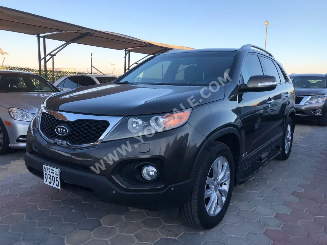 Kia Sorento 2012 Automatic 127,000 km 4 Cylinder 4WD SUV Gray Gasoline