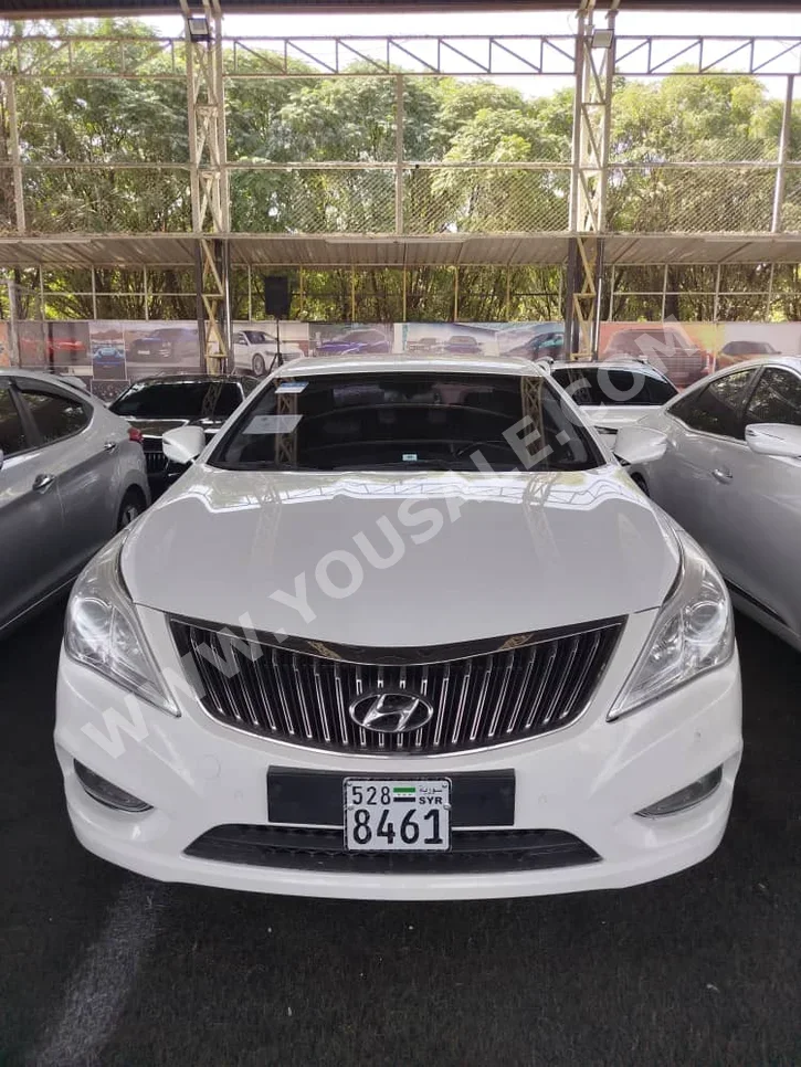 Hyundai Grandeur 2014 Automatic 98,012 km 6 Cylinder FWD Sedan White Gasoline