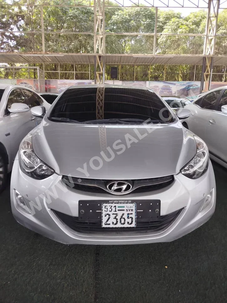 Hyundai Avante 2013 Automatic 130,000 km 4 Cylinder FWD Sedan Silver Gasoline
