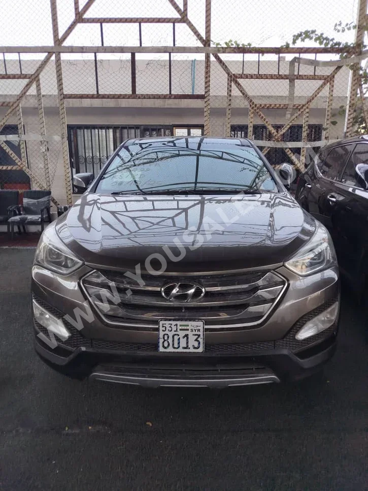 Hyundai Santa Fe 2013 Automatic 156,000 km 4 Cylinder FWD SUV Light Brown Gasoline