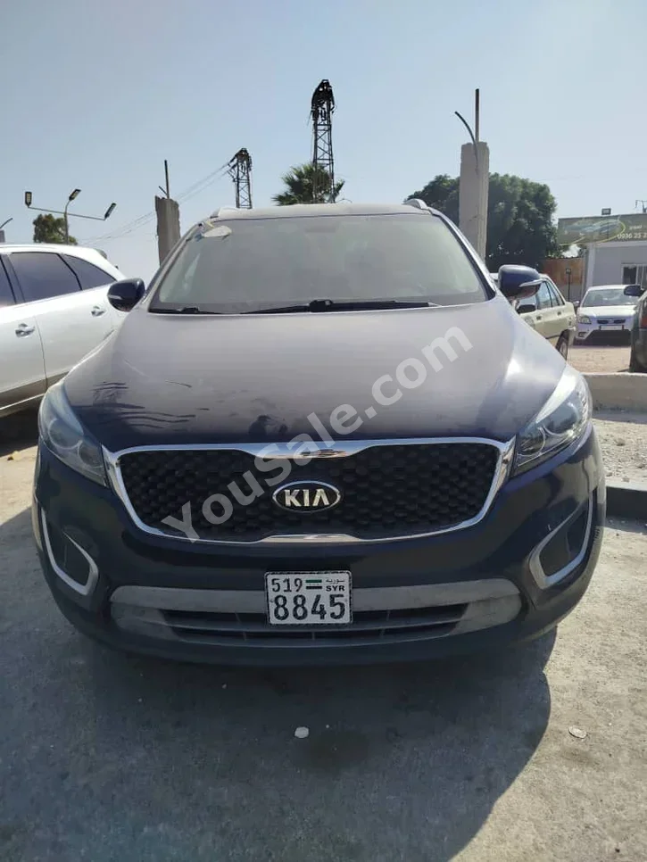 Kia Sorento 2017 Automatic 220,000 km 4 Cylinder 4WD SUV Dark Blue Gasoline