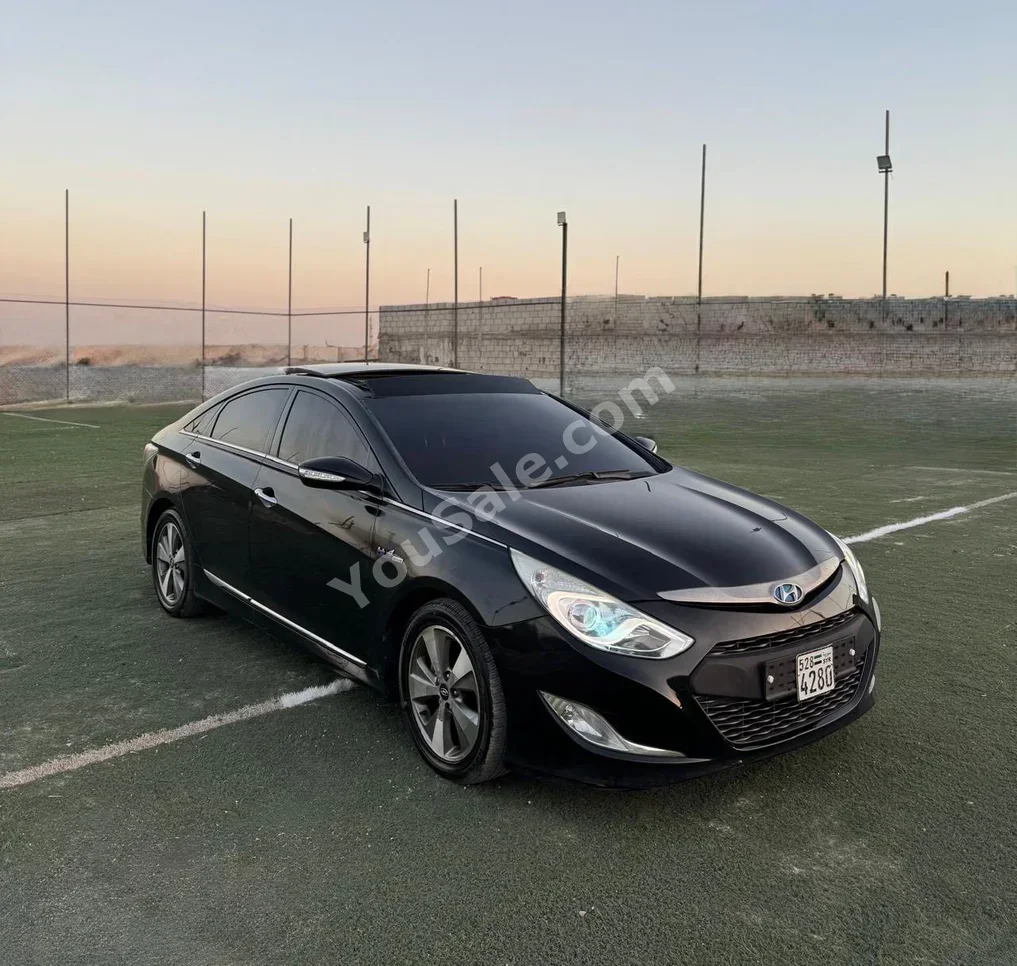 Hyundai Sonata 2012 Automatic 146,000 km 4 Cylinder FWD Sedan Black Hybrid
