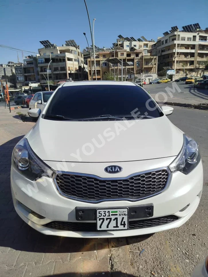 Kia K3 2012 Automatic 150,000 km 4 Cylinder FWD Sedan White Gasoline