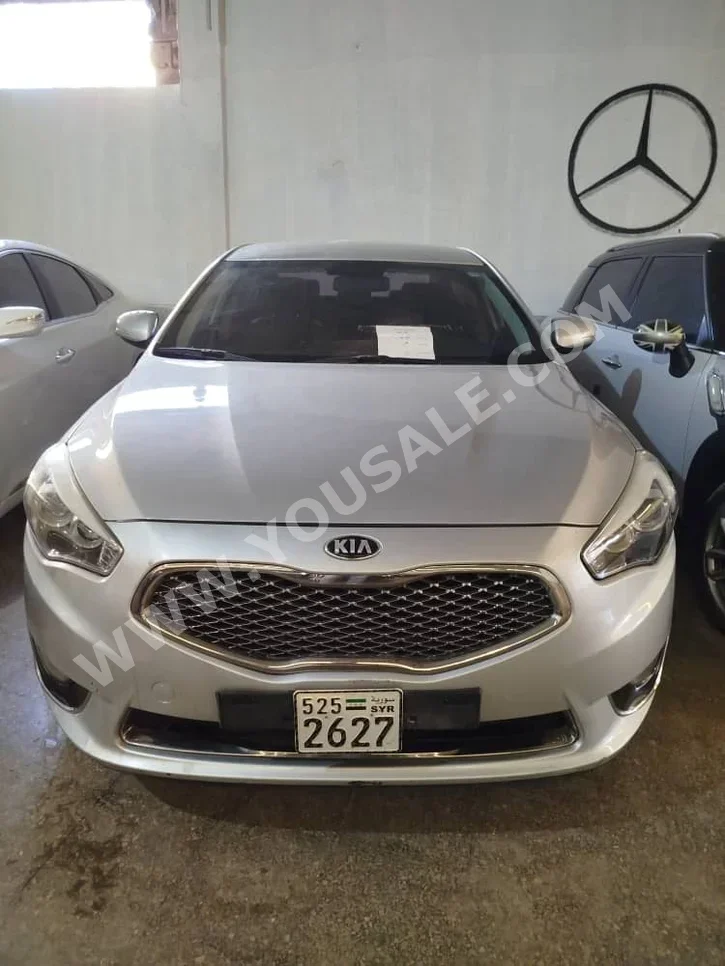 Kia  K7  2016  Automatic  300,000 km  4 Cylinder  FWD  Sedan  Silver  Gasoline
