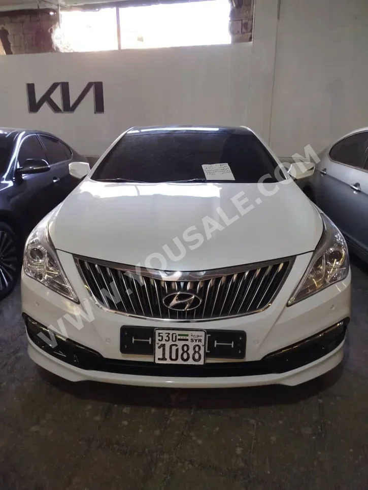 Hyundai Grandeur 2012 Automatic 244,000 km 4 Cylinder FWD Sedan White Gasoline