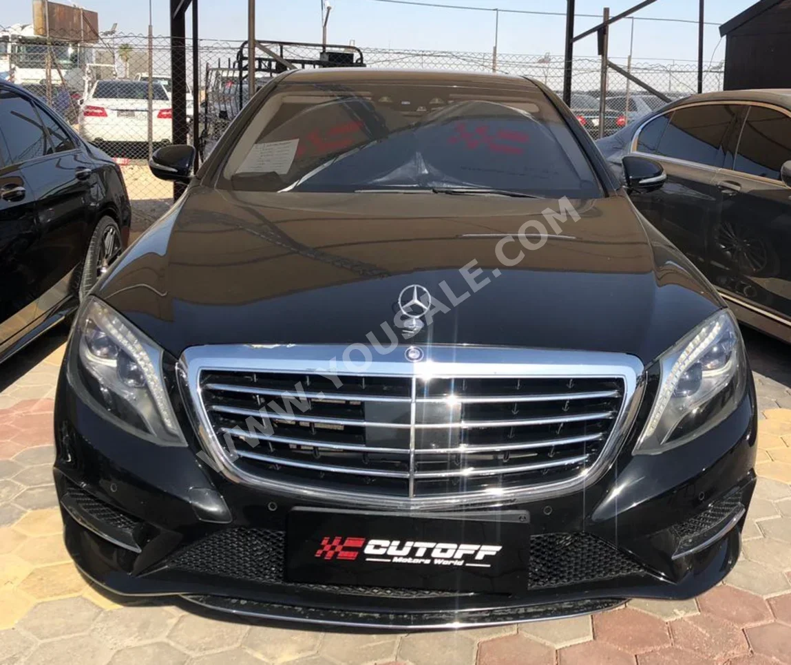 Mercedes-Benz  S-Class  500  2014  Automatic  166,000 km  8 Cylinder  RWD  Sedan  Black  Gasoline
