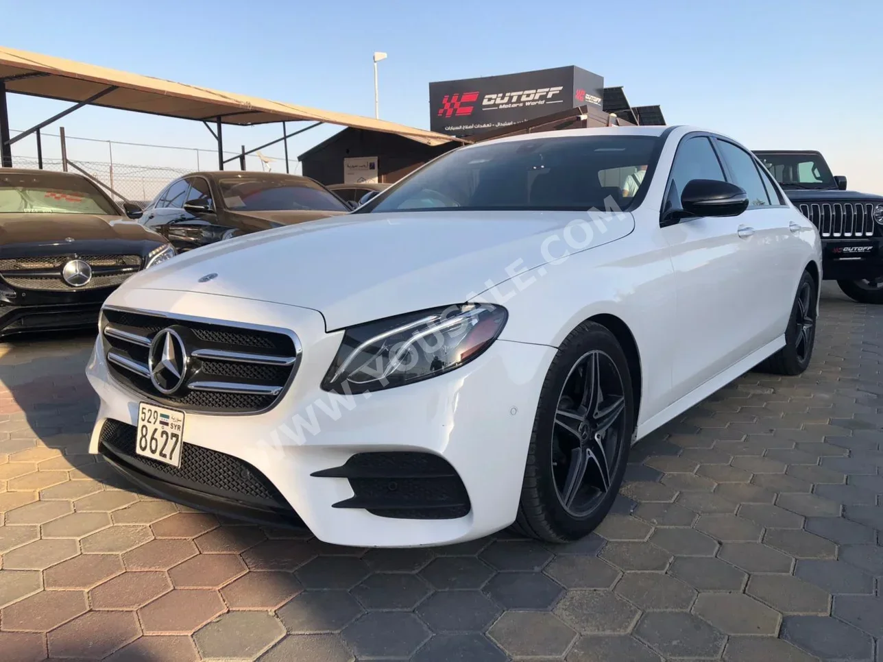 Mercedes-Benz E-Class 300 2018 Automatic 133,000 km 4 Cylinder RWD Sedan White Gasoline