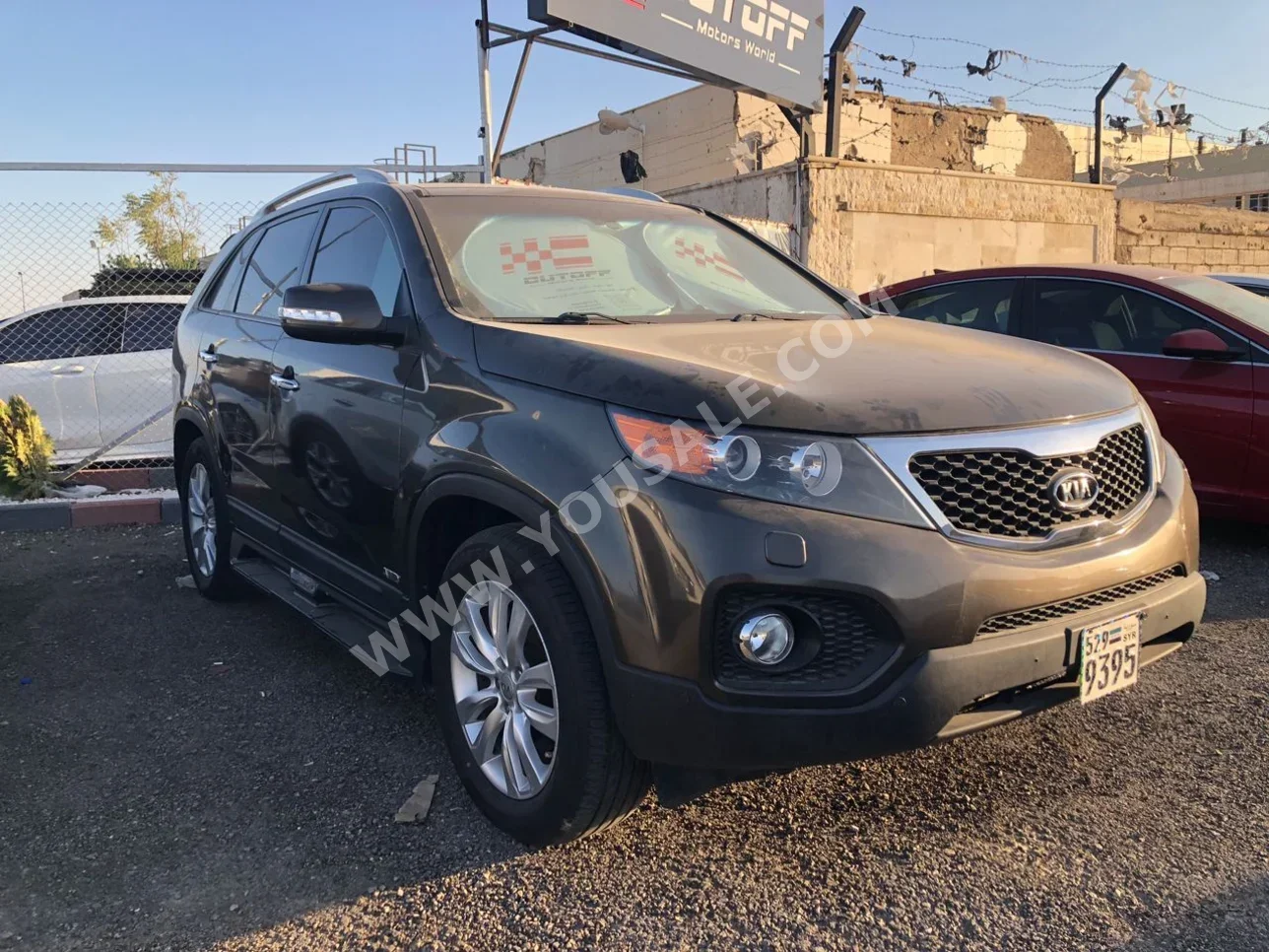 Kia Sorento 2012 Automatic 127,000 km 4 Cylinder 4WD SUV Brown Gasoline
