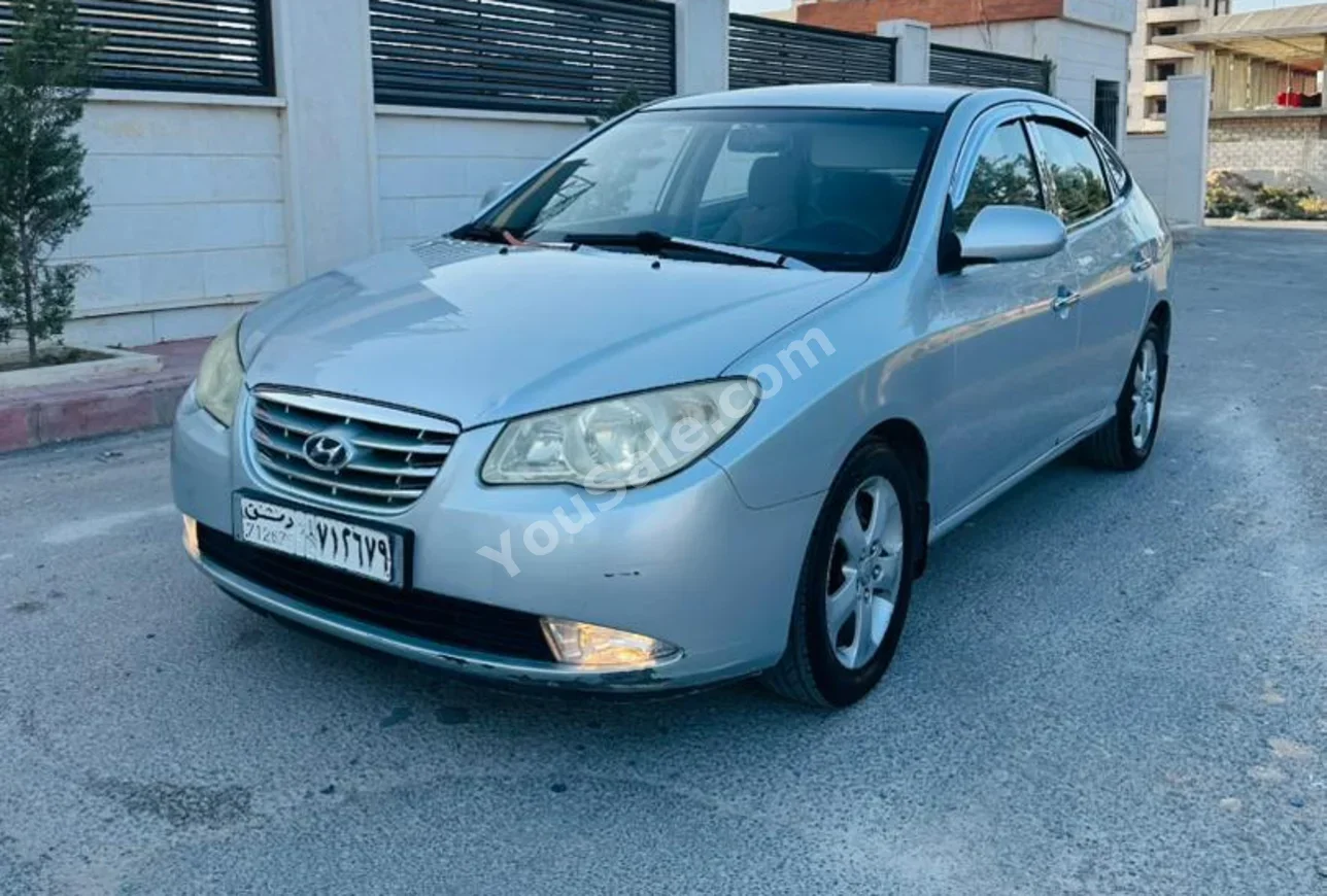 Hyundai Elantra 2010 Automatic 190,000 km 4 Cylinder FWD Sedan Silver Gasoline