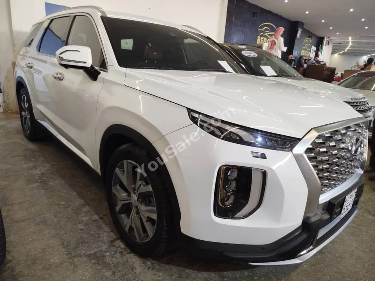 Hyundai Palisade 2020 Automatic 79,000 km 6 Cylinder 4WD SUV White Gasoline