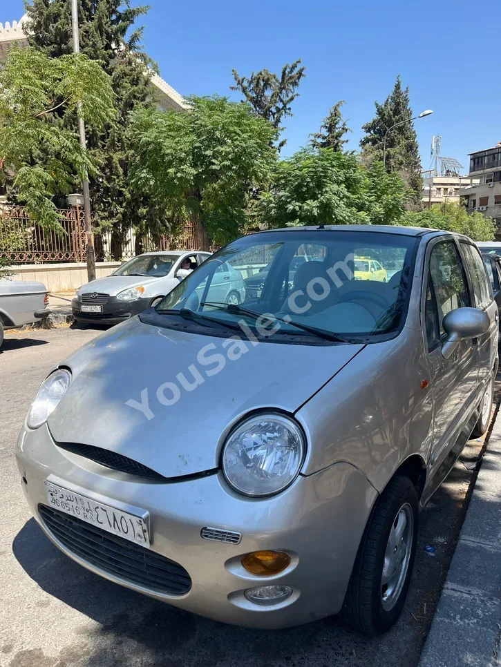 Chery Chery 2005 Manual 200,000 km 4 Cylinder FWD Hatchback Gray Gasoline