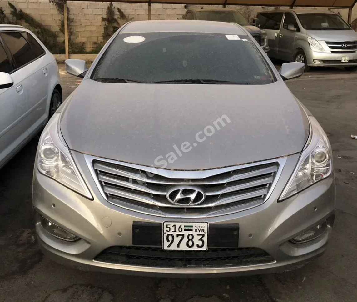 Hyundai Azera 2012 Automatic 135,000 km 6 Cylinder FWD Sedan Gray Gasoline