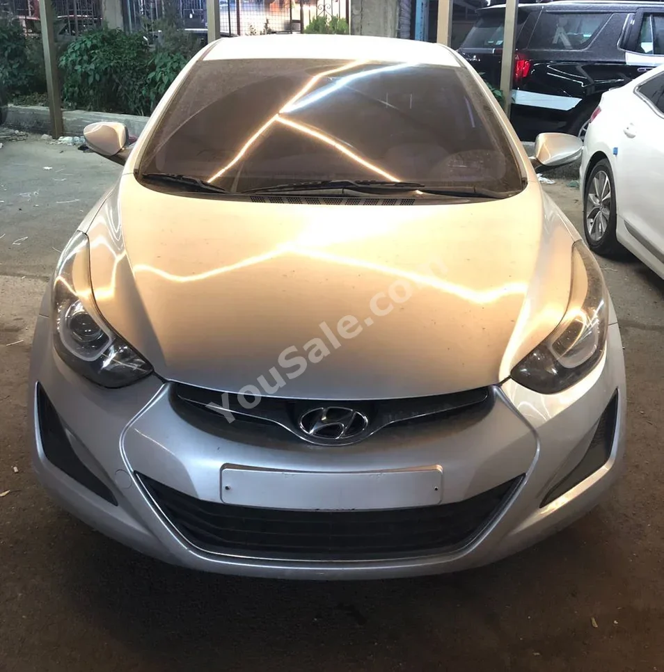 Hyundai  Avante  2015  Automatic  97,000 km  4 Cylinder  FWD  Sedan  Gray  Gasoline