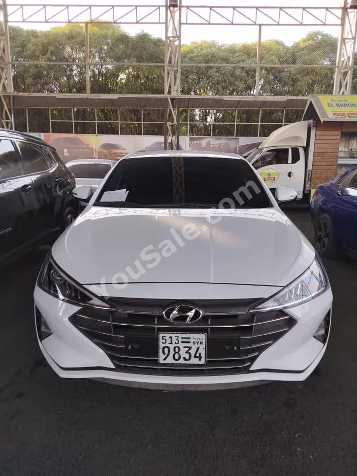 Hyundai  Avante  2020  Automatic  11,000 km  4 Cylinder  FWD  Sedan  White  Gasoline