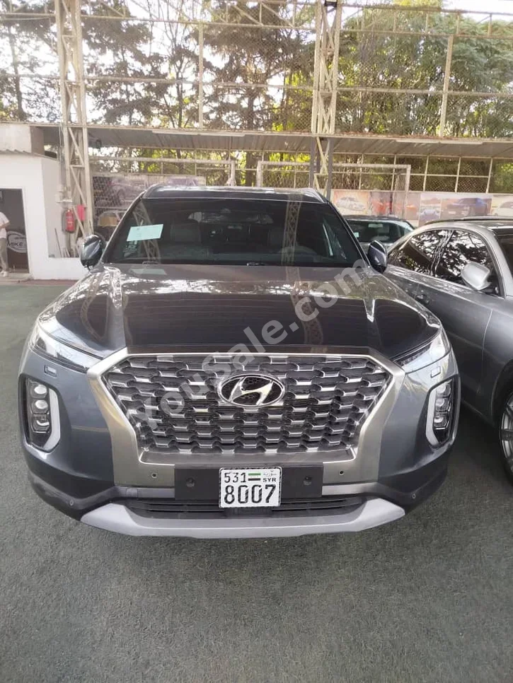 Hyundai  Palisade  2020  Automatic  68,000 km  6 Cylinder  4WD  SUV  Dark Gray  Gasoline