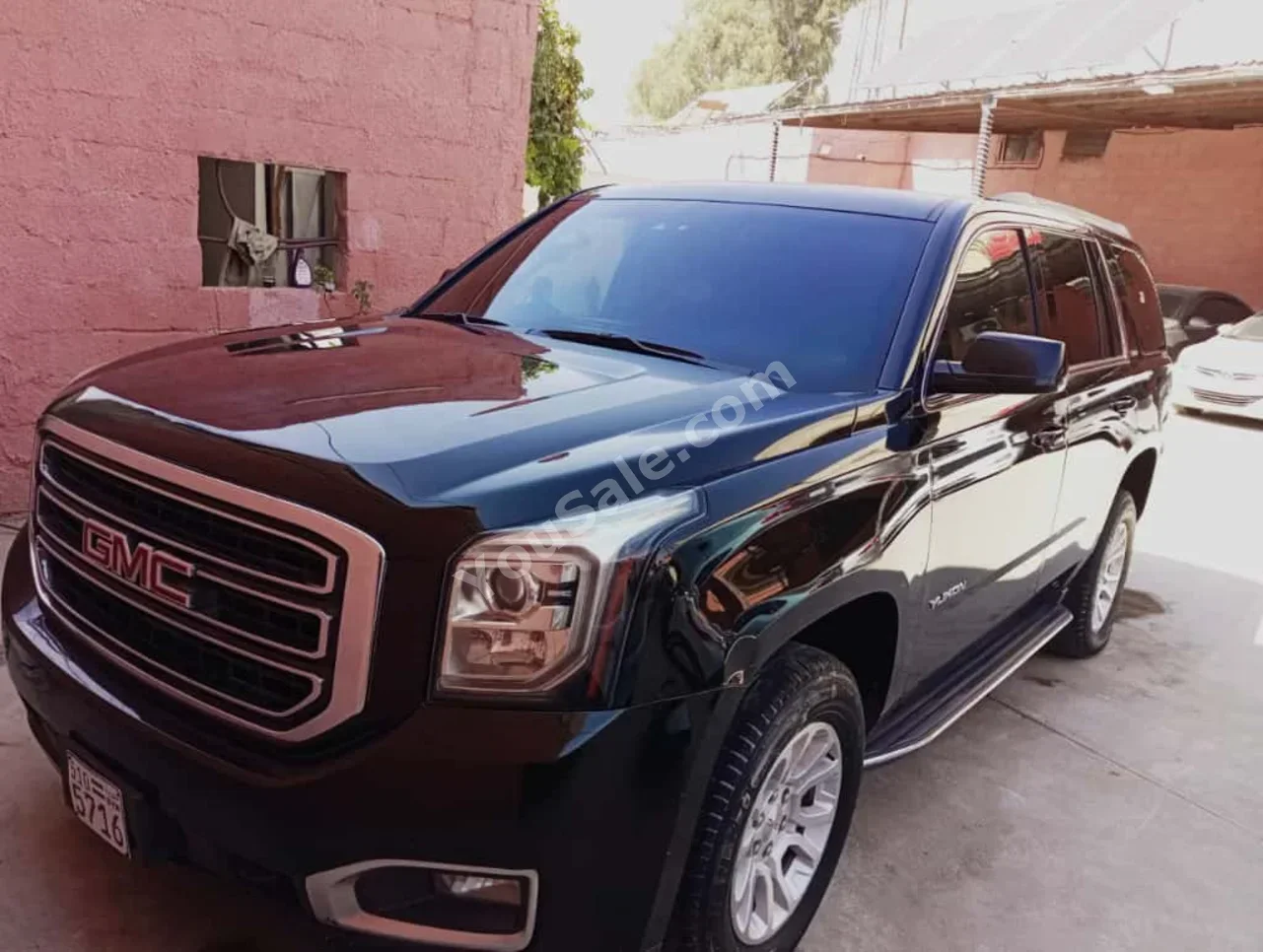 GMC Yukon 2019 Automatic 170,000 km 6 Cylinder 4WD SUV Black Gasoline