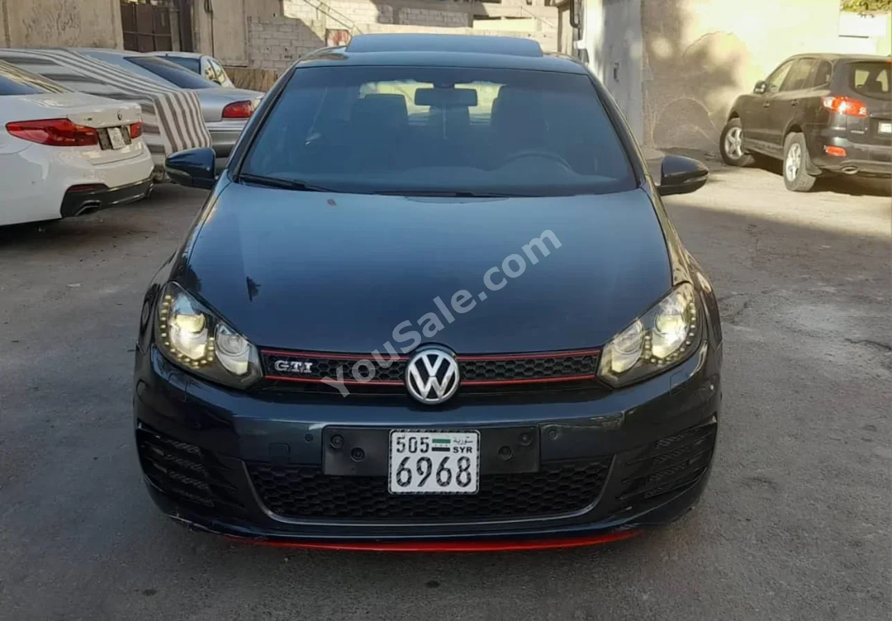 Volkswagen GTI 2011 Automatic 140,000 km 4 Cylinder FWD Hatchback Gray Gasoline