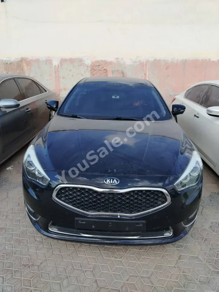 Kia K7 2014 Automatic 135,000 km 6 Cylinder FWD Sedan Black Gasoline
