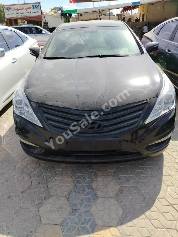 Hyundai Grandeur 2011 Automatic 140,000 km 6 Cylinder FWD Sedan Black Gasoline
