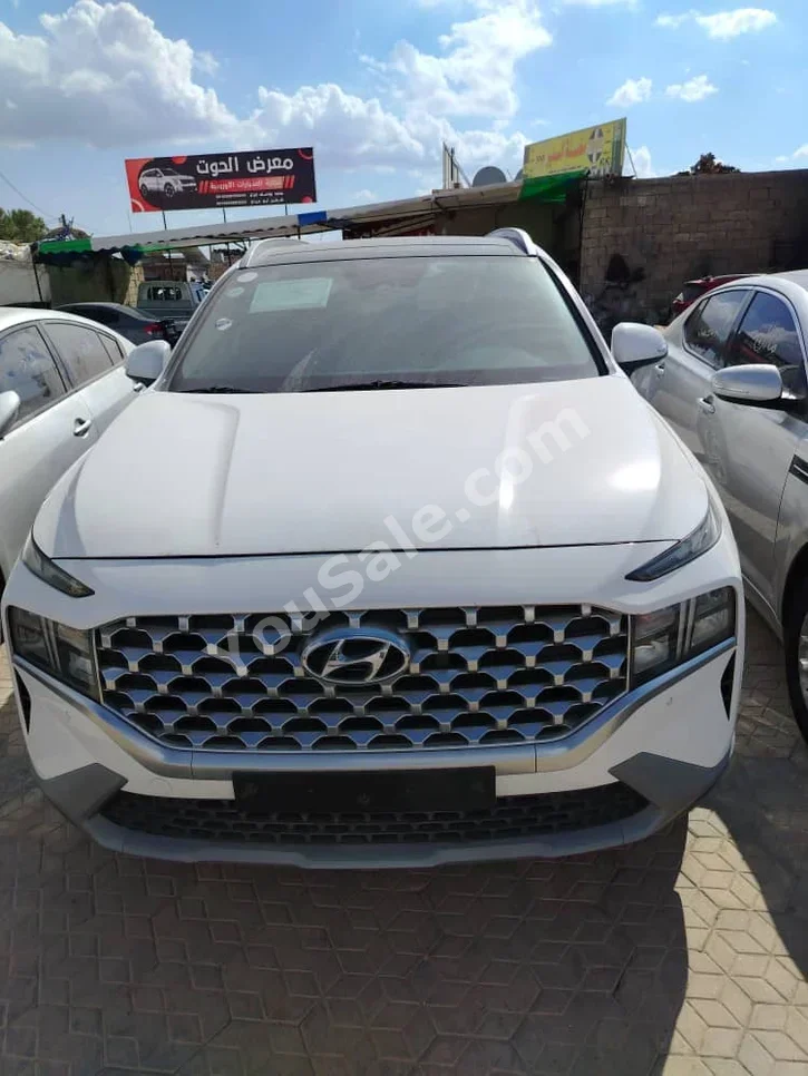 Hyundai Santa Fe 2021 Automatic 115,000 km 4 Cylinder FWD SUV White Gasoline