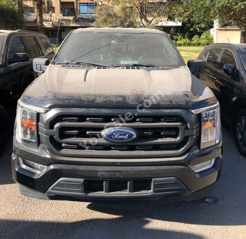 Ford  F  150  2021  Automatic  45,000 km  6 Cylinder  AWD  Pick Up  Black  Gasoline