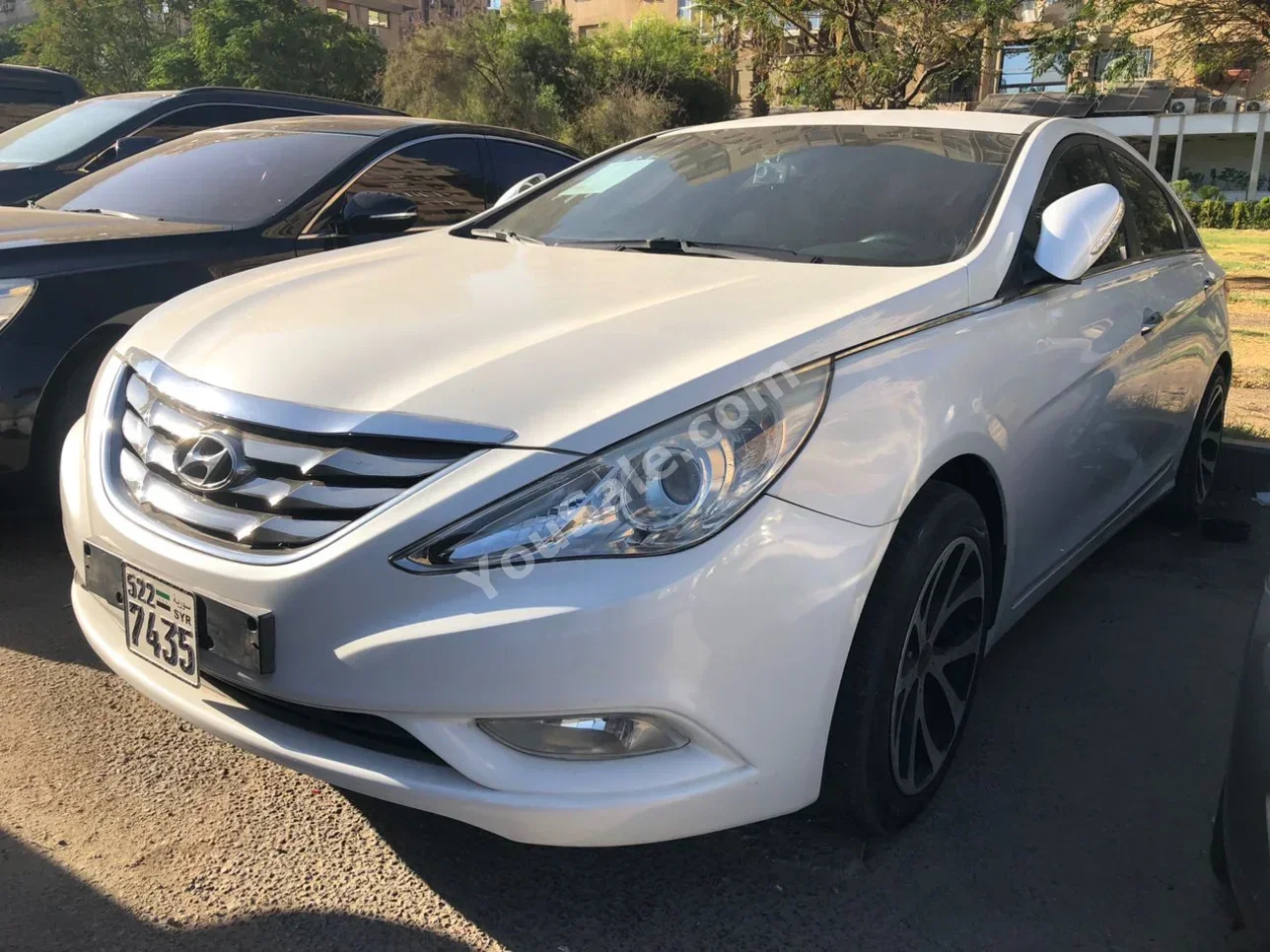 Hyundai  Sonata  2012  Automatic  158,000 km  4 Cylinder  FWD  Sedan  White  Gasoline