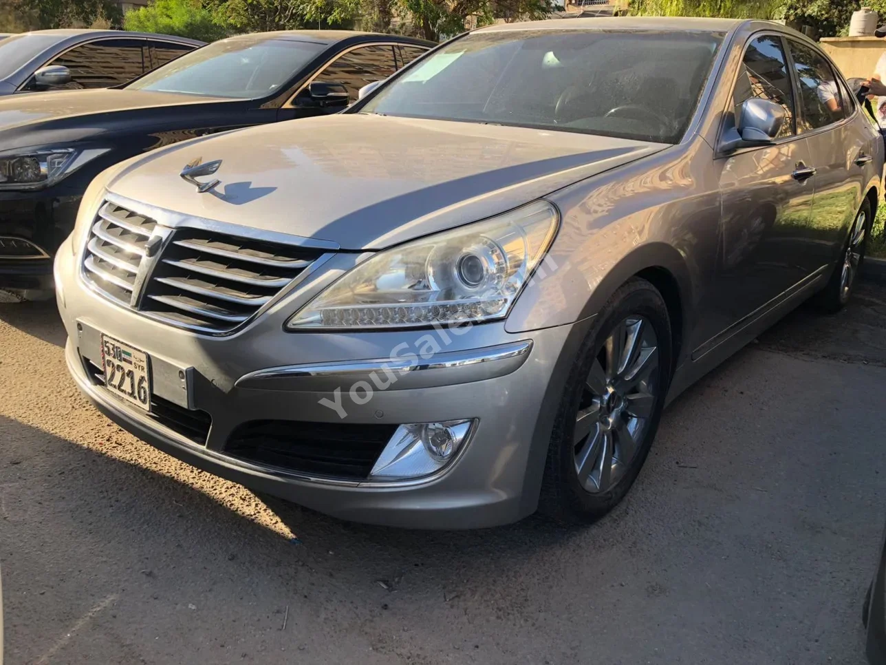 Hyundai  Equus  Vs 380  2013  Automatic  240,000 km  6 Cylinder  FWD  Sedan  Silver  Gasoline