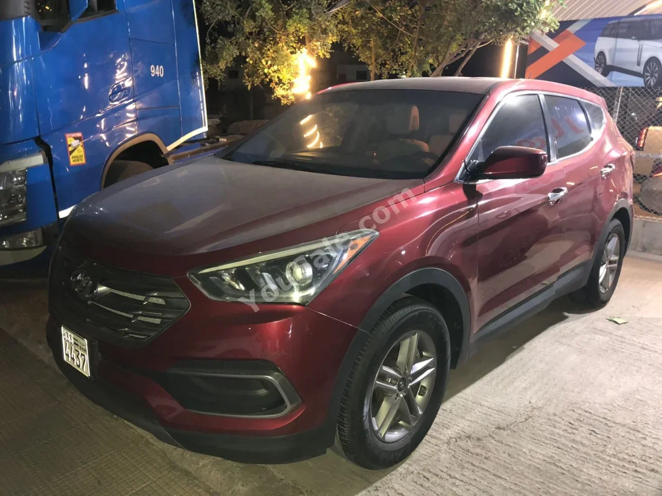 Hyundai Santa Fe 2017 Automatic 231,000 km 4 Cylinder AWD SUV Red Gasoline