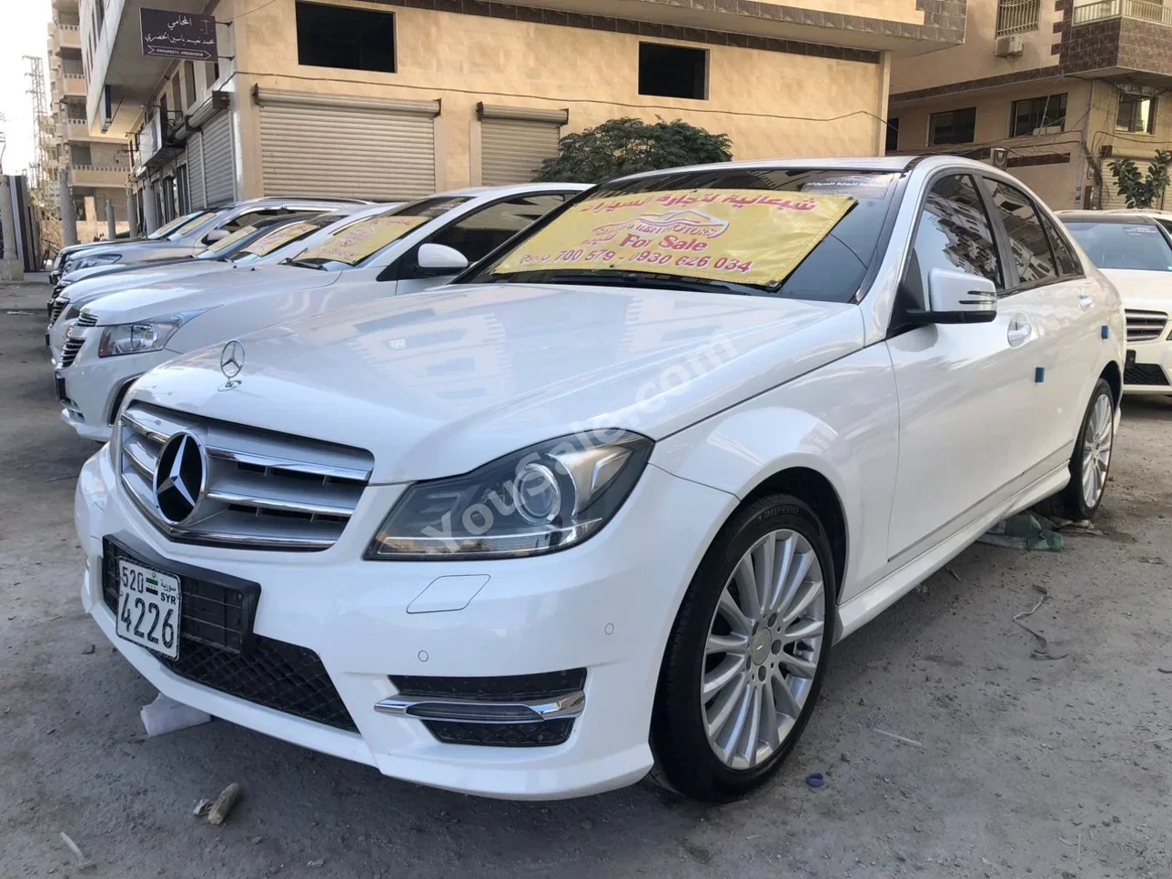 Mercedes-Benz C-Class 200 2014 Automatic 278,000 km 4 Cylinder RWD Sedan White Gasoline