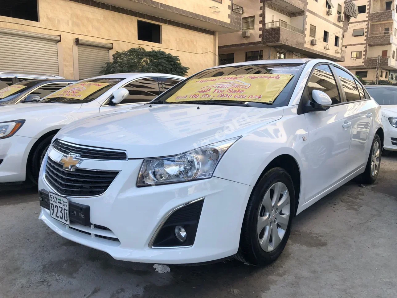 Chevrolet Cruze 2013 Automatic 100,000 km 4 Cylinder FWD Sedan White Gasoline