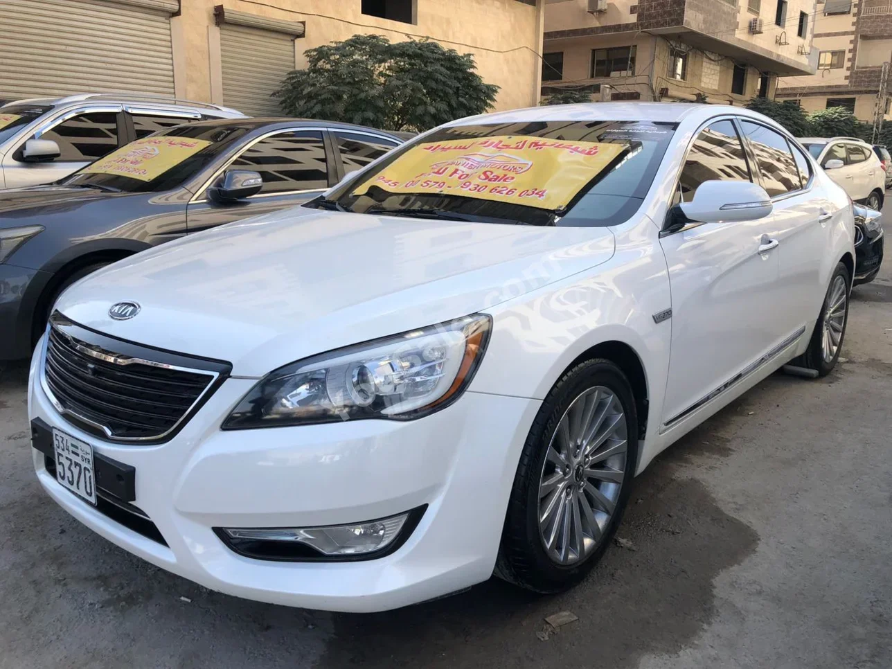 Kia  K7  2011  Automatic  82,000 km  6 Cylinder  FWD  Sedan  White  Gasoline