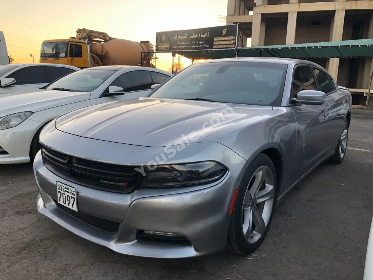 Dodge Charger 2017 Automatic 152,000 km 8 Cylinder RWD Sedan Gray Gasoline