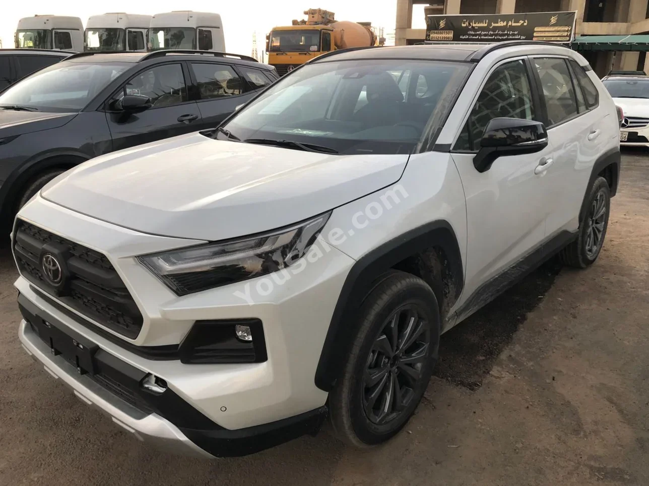 Toyota  Rav 4  2025  Automatic  0 km  4 Cylinder  AWD  SUV  White  Gasoline
