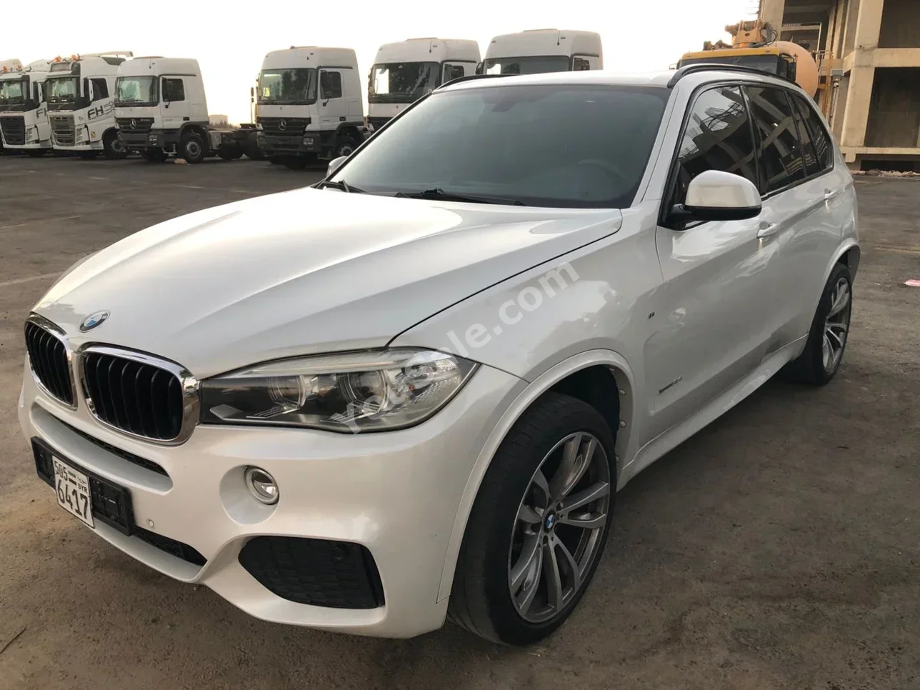 BMW X-Series 5 2016 Automatic 200,000 km 6 Cylinder AWD SUV White Gasoline