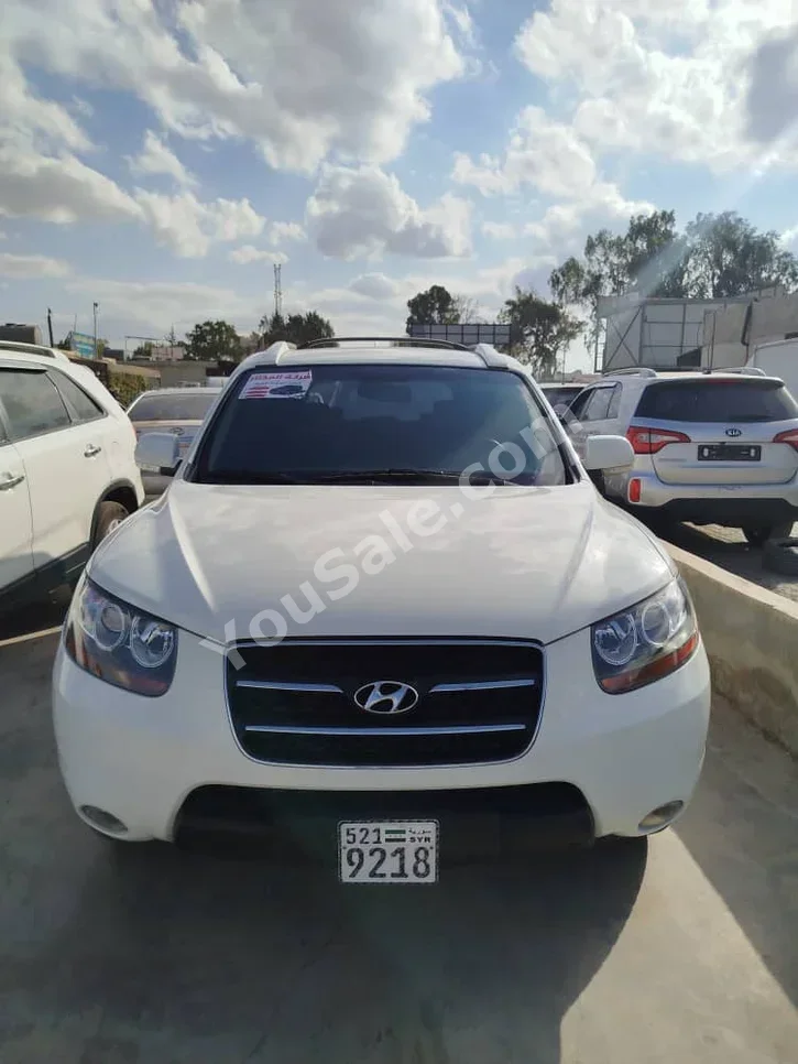 Hyundai Santa Fe 2009 Automatic 150,000 km 4 Cylinder FWD SUV White Diesel