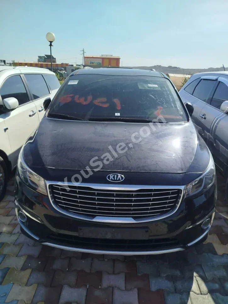 Kia Carnival 2016 Automatic 208,000 km 4 Cylinder FWD Van / Bus Black Diesel
