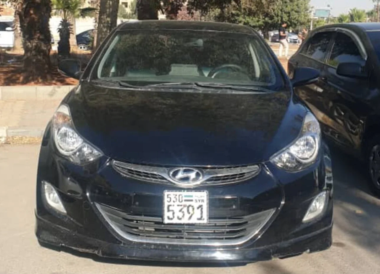 Hyundai  Avante  2011  Automatic  160,000 km  4 Cylinder  FWD  Sedan  Black  Gasoline