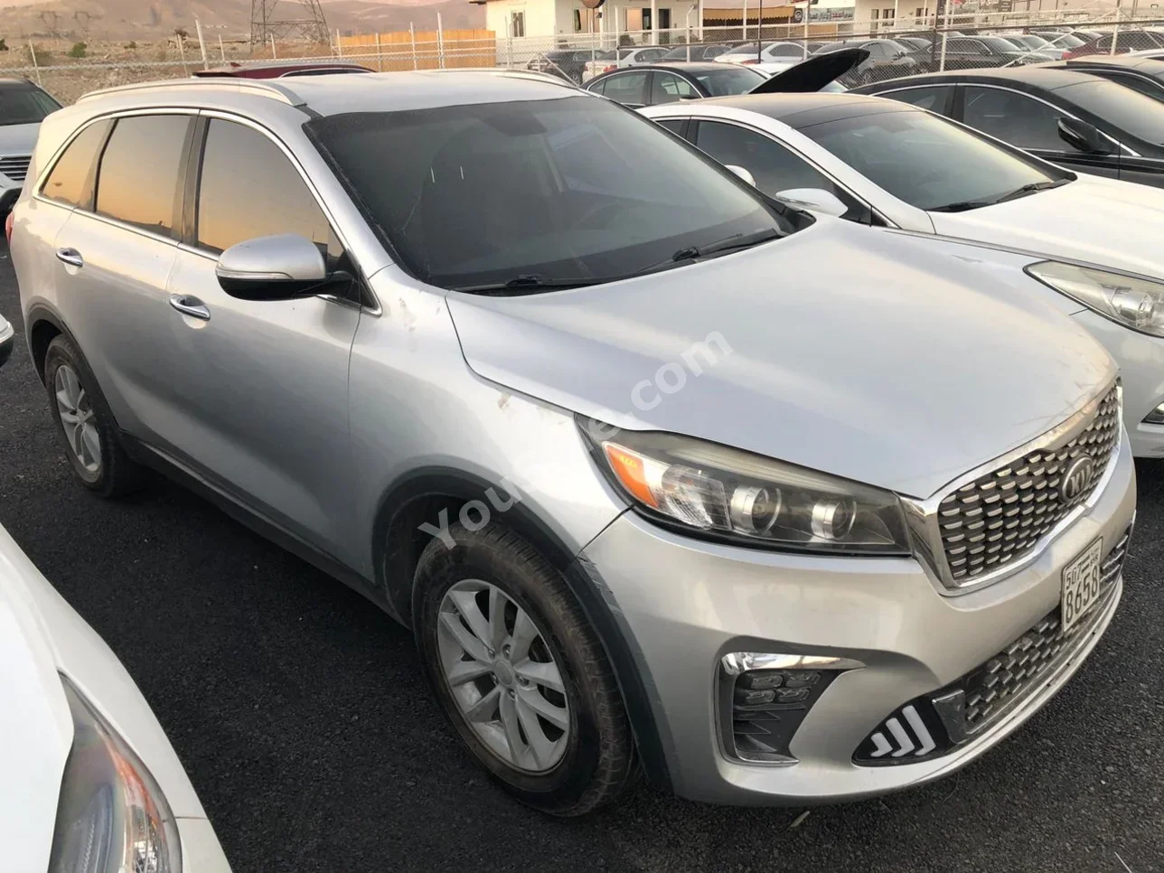 Kia  Sorento  2017  Automatic  140,000 km  6 Cylinder  AWD  SUV  Silver  Gasoline