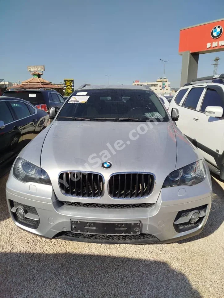 BMW  X-Series  6  2011  Automatic  182,000 km  6 Cylinder  RWD  SUV  Silver  Diesel