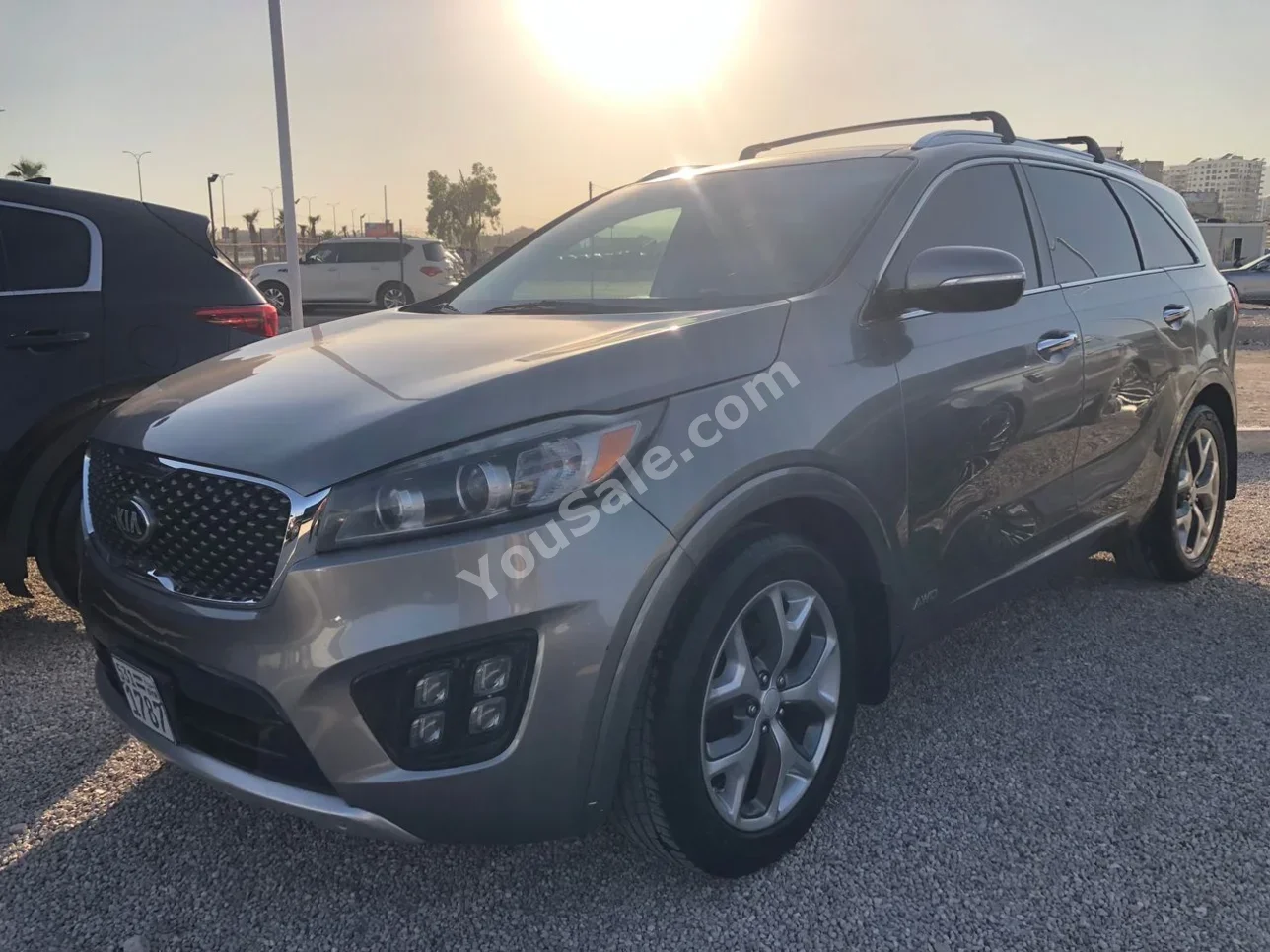 Kia  Sorento  2017  Automatic  231,000 km  6 Cylinder  AWD  SUV  Dark Gray  Gasoline