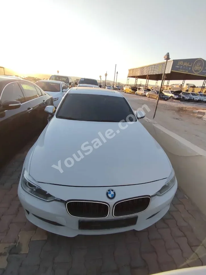 BMW 3-Series 320i 2013 Automatic 157,000 km 4 Cylinder RWD Sedan White Gasoline