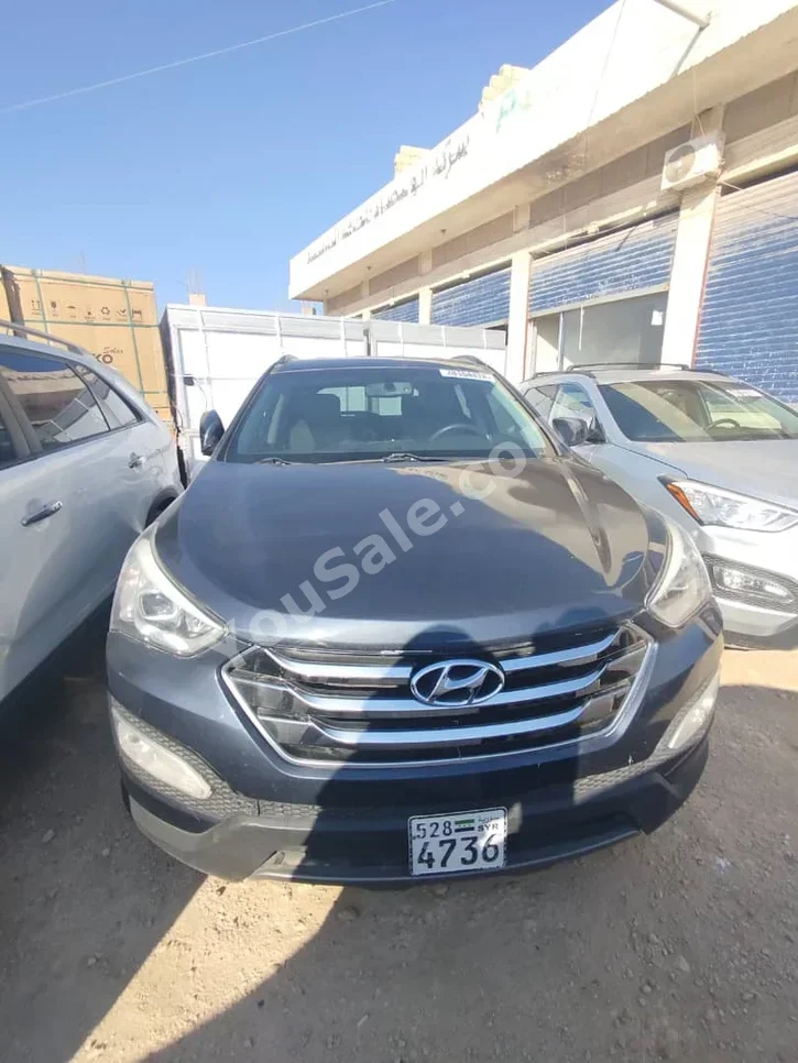 Hyundai  Santa Fe  2016  Automatic  180,000 km  4 Cylinder  FWD  SUV  Dark Blue  Gasoline