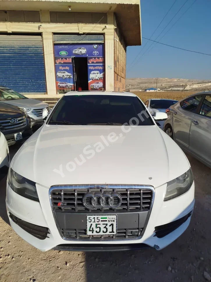 Audi A4 2.0 T 2011 Automatic 260,000 km 4 Cylinder RWD Sedan White Gasoline